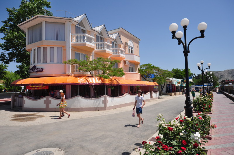 Гостиницы в Крыму на берегу моря фото